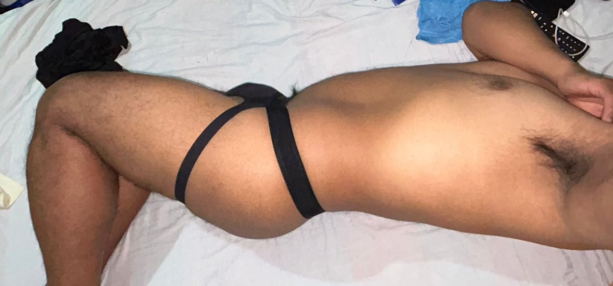 arturo underwear tweet media