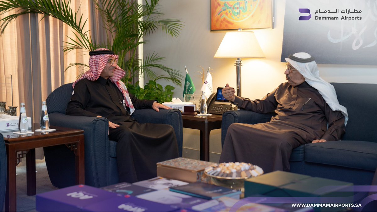 مطارات الدمام tweet media
