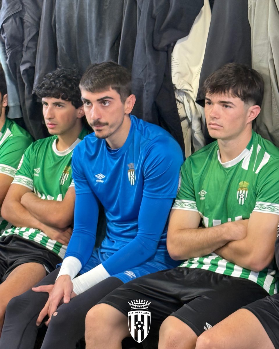 CFPeralada's tweet image. 🔁𝐍𝐨𝐧 𝐒𝐭𝐨𝐩!

🎯 Focalitzats per la setmana!
El treball no s’atura. Amb la mirada posada en el proper repte, l’equip segueix entrenant amb intensitat, ambició i compromís. Cada sessió compta. Cada detall suma.

#CFPeralada #3rfef #NonStop #SomHiPeralada #OrgullXampanyer 💚
