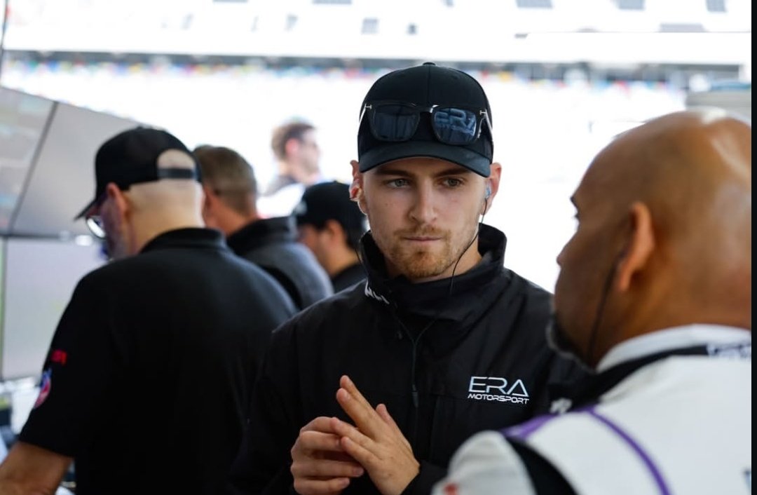 SARGEBON's tweet photo. some more pics of logan at daytona https://t.co/ToeDUsDpgE