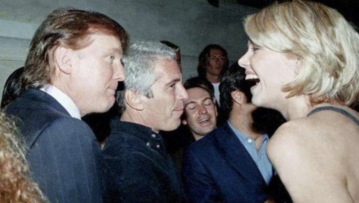 vnykov's tweet photo. #EpsteinPhotos #EpsteinFiles #Trump Epstein files: The NYT found over 5,300 documents mentioning Trump 38,000 times. And most importantly, the Mar-a-Lago club in Florida, where murdered 12- to 14-year-old girls are buried. https://t.co/03wnhmKnsB