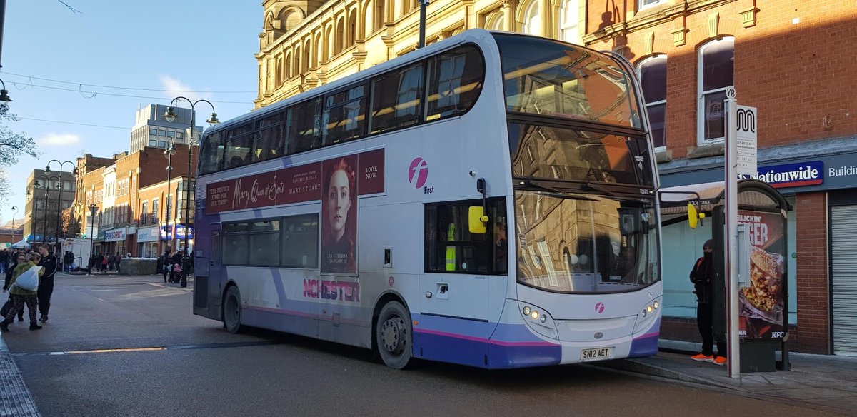 WC2512's tweet photo. On this day 7 years ago: 02/02/2019

Buses still serving Lord St/Yorkshire St in Oldham..
SN12 AET now down in Essex! EU08 WNE made its last journey in October 2024 😓

#FirstManchester @BusesOldham https://t.co/AX5SAwZika