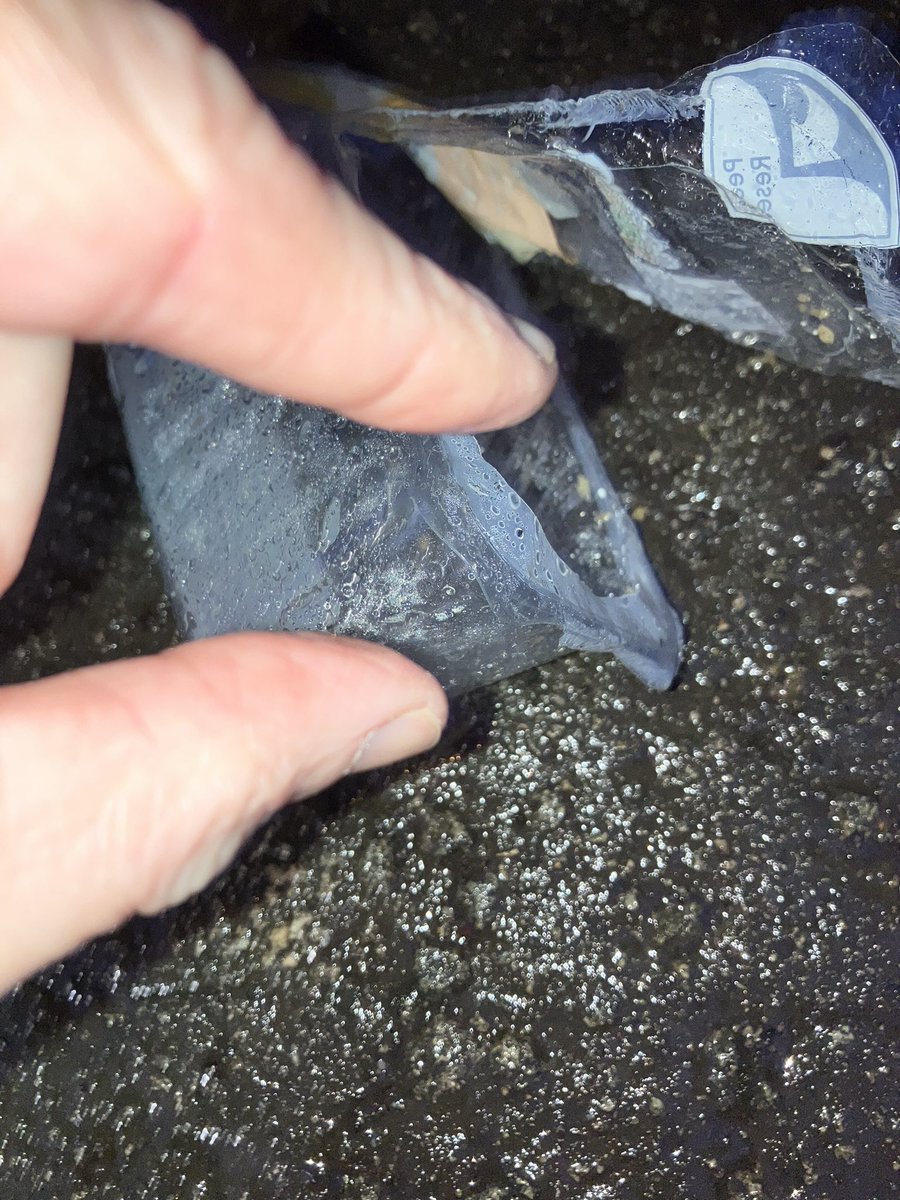 @_pickuplitter tweet media