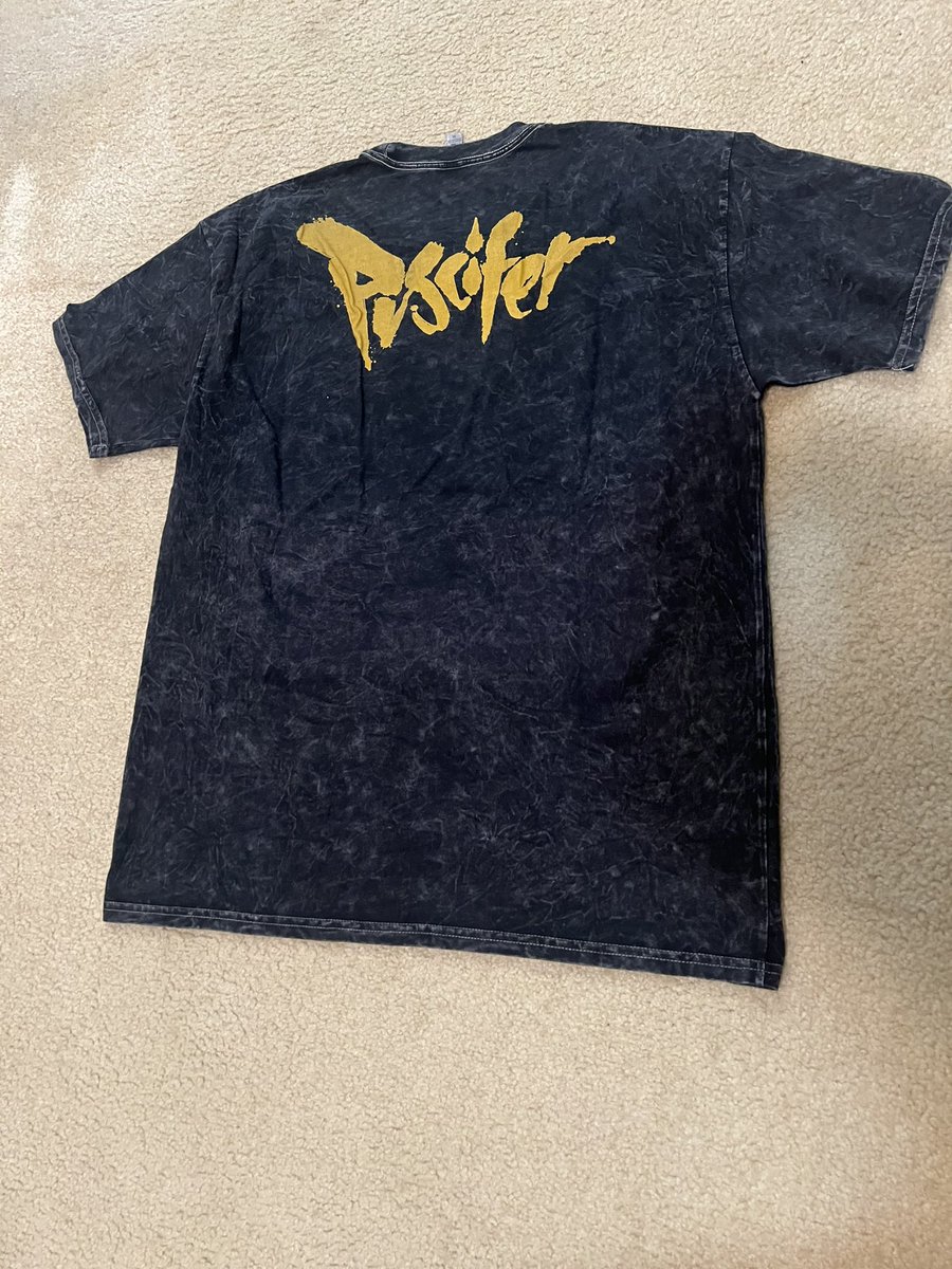 MarkdmfMan's tweet photo. Got my order in today from @puscifer I’ll be rocking the new shirt at @nineinchnails concert Thursday 🤟🏻 https://t.co/fVnzKN6VFH