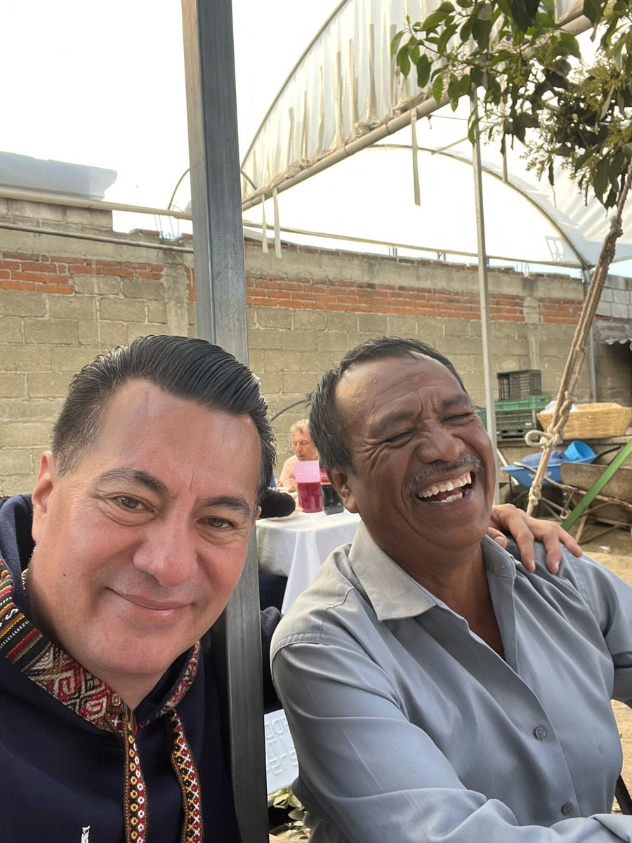 FabioGuerrero_'s tweet photo. Con el Sr Fiscal Andrés Zaca, un honor acompañarlo en el Festejo de la Virgen de la Candelaria y del Niño Dios. https://t.co/qRwogapdsV