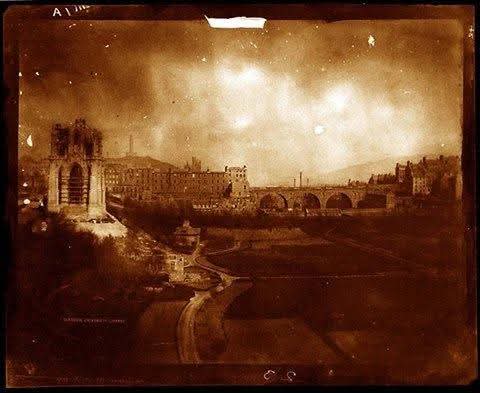 Edinburgh and the construction of the Scott's Monument 1843.