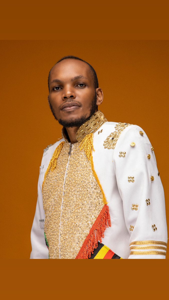 QuexMusicUg's tweet image. Too another year of saving lives and making great music. Happy birthday Quex.🎊❤️🥂