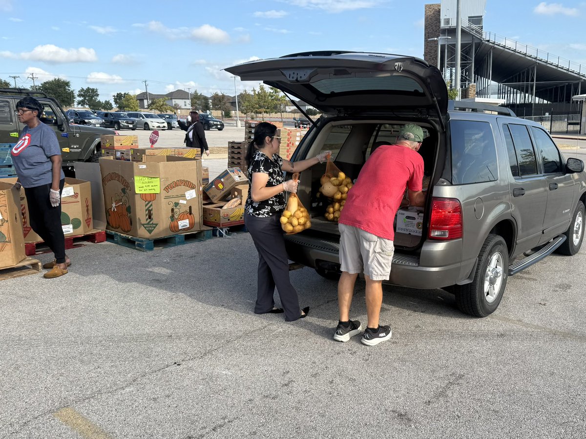 A reminder that tomorrow, Tuesday February 3rd, is our monthly outreach to bring FREE  food to Pflugerville! We will give out food from the Pfield Pflugerville Stadium parking lot located at 1440 W Pecan Street from 9:30-11am with lots of friendly volunteers ready to serve you.