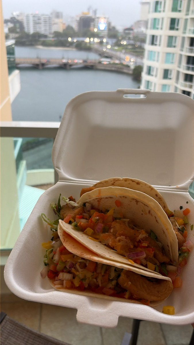 cooldmg's tweet photo. Pulled up to San Juan just to eat tacos 🥲 https://t.co/NKo0GatIHK
