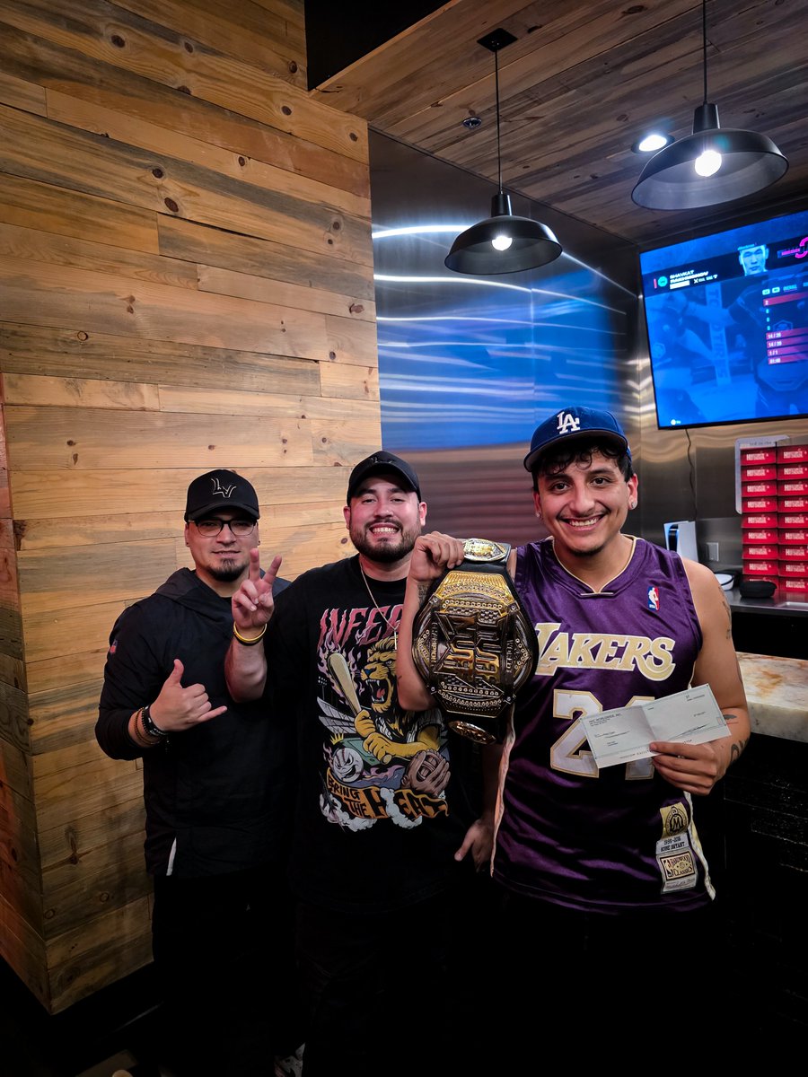 The last time we did a UFC5 tournament it was HYPE!!! Should we run it back <a href="/hhchotchicken/">HHC</a> <a href="/tuffnuff/">Tuff-N-Uff MMA</a>?🥊🦁