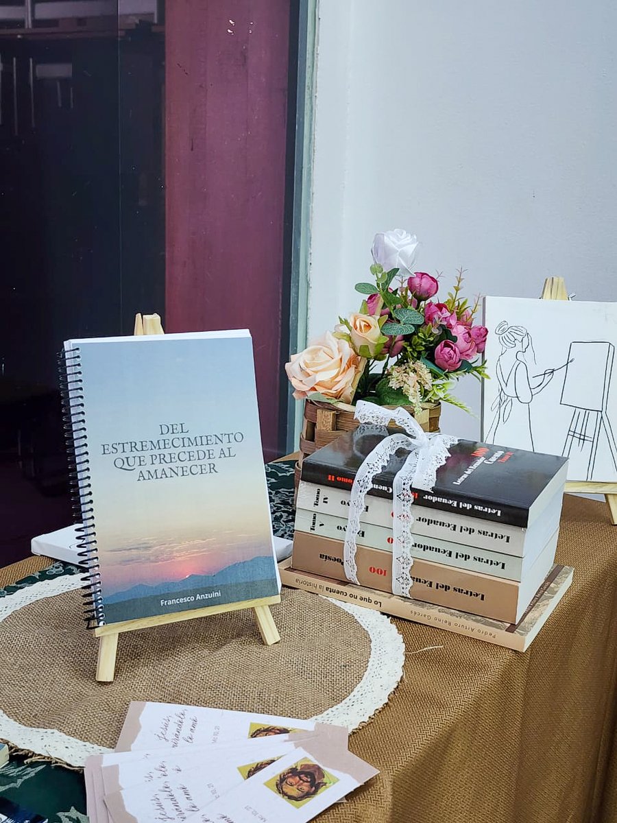 HumaneNegocios's tweet photo. 📚 En Humane vivimos el I Encuentro Literario: “La palabra como experiencia”.

La lectura de Del estremecimiento que precede al amanecer, de Francesco Anzuini, abrió un espacio de diálogo, reflexión y creación colectiva.
La literatura también forma. Esto recién comienza. https://t.co/E7RQeCFeli