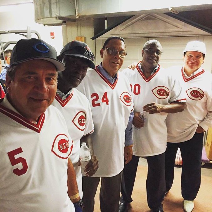 BBGreatMoments's tweet photo. Bench, Foster, Perez, Griffey, and Rose. https://t.co/cRHxwOsjeu