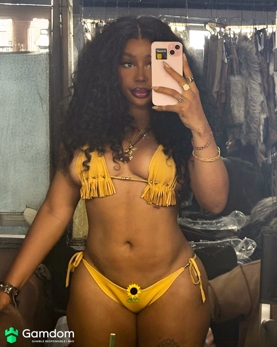 addictionbaddie's tweet photo. sza is so PRETTY..
https://t.co/BPWRx6rt1U