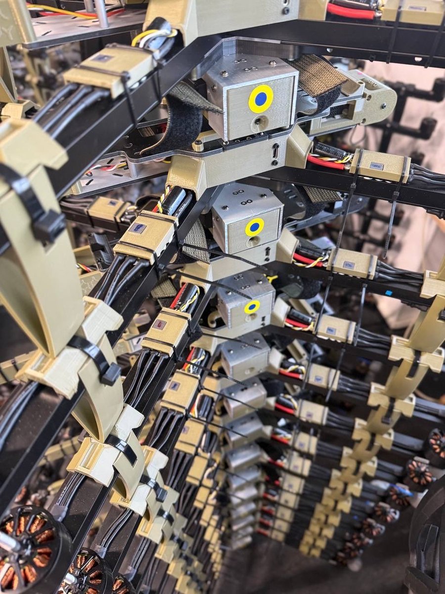 Fellas!!!

We are only $2250 away from closing this fundraiser and sending Queen Hornets to the heroes of 3rd Assault Brigade.

Not only do you get a chance at epic prizes.

You are sending a very personal “fuck you” to the ruSSian army, delivered on your behalf by 3rd Assault!!