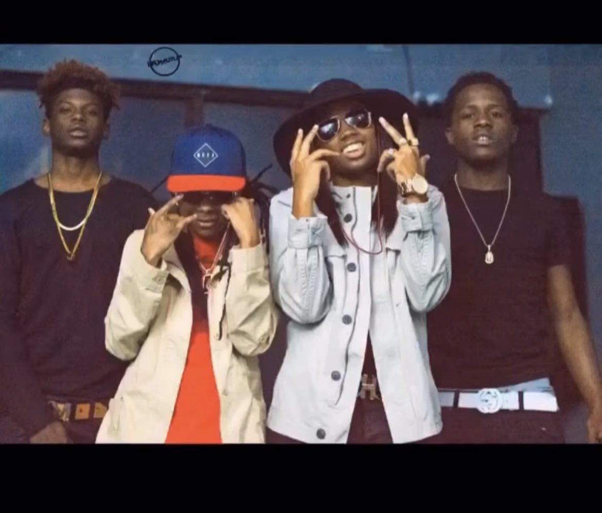 PigTheGemini's tweet image. Long live Scoot Banks 🕊️ Performing GThang Not Gone Ever Be The Same Kid 😔 Get Ya Rest My Nigga