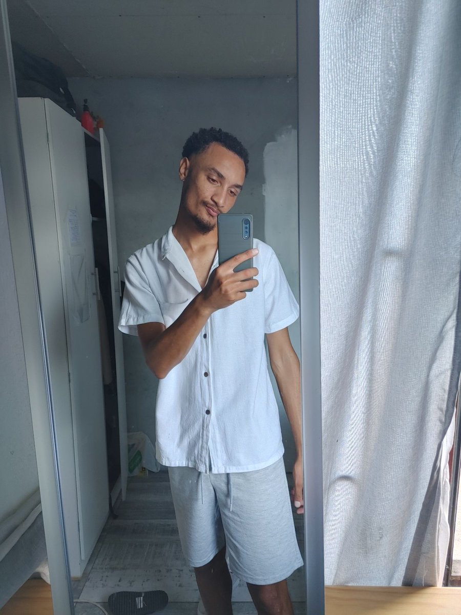 random vibes 🤳🏽