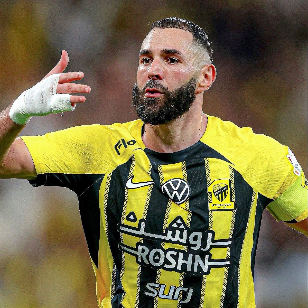 Ronaldo thought he could control Benzema the way he controlled him at Real Madrid! Lmao! Benz doesn't rate you anymore, G!