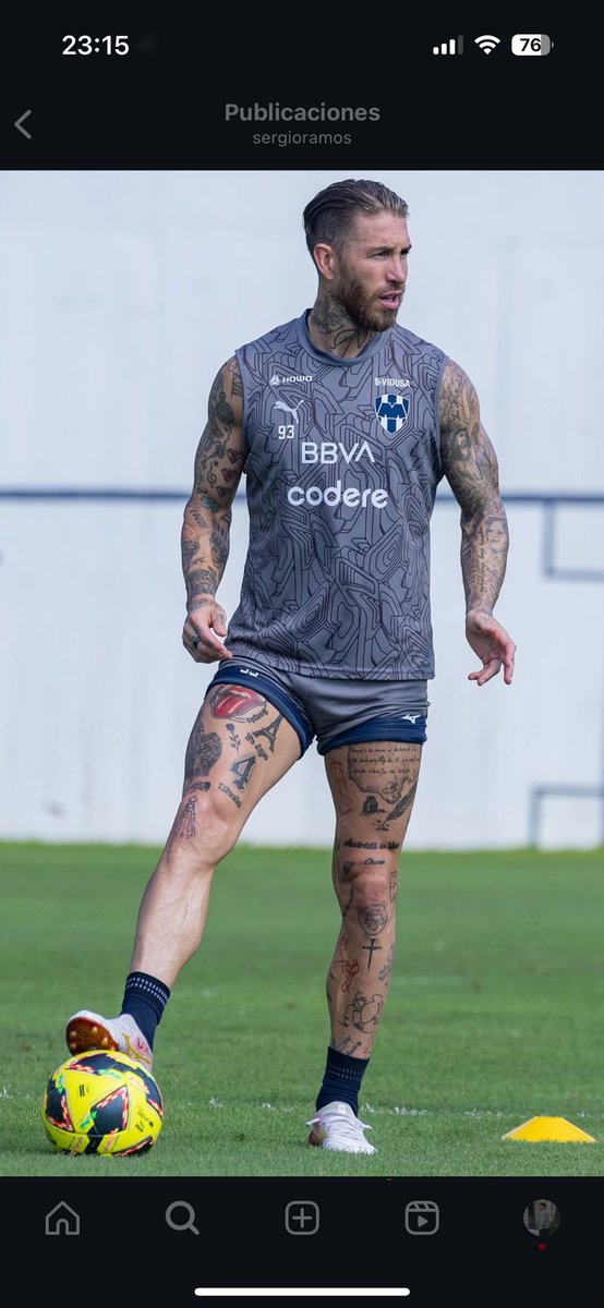 seergionaranjoo's tweet photo. @ADEYEMI54212 @Teamgyokeres Ramos? 4 is nobody, fake leg https://t.co/cTW8QHX9E4