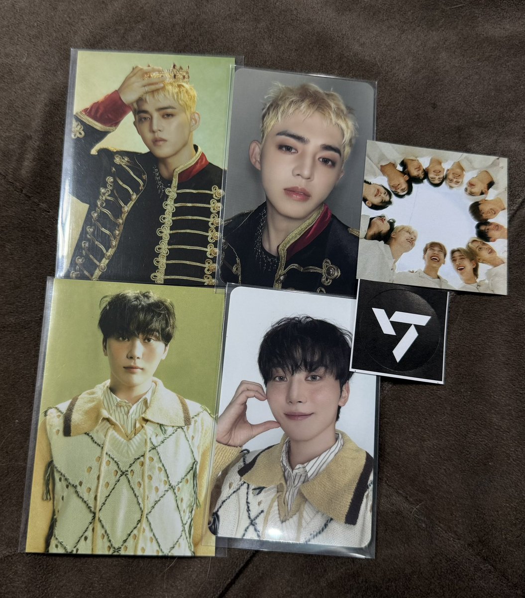 feedback super positivo pra <a href="/dkzinho__/">cati</a> e pra <a href="/wonuportrait/">babi</a> pela ceg dos seasons! como sempre foi tudo muito tranquilo e super rápido! muito obrigada meninas 🩷