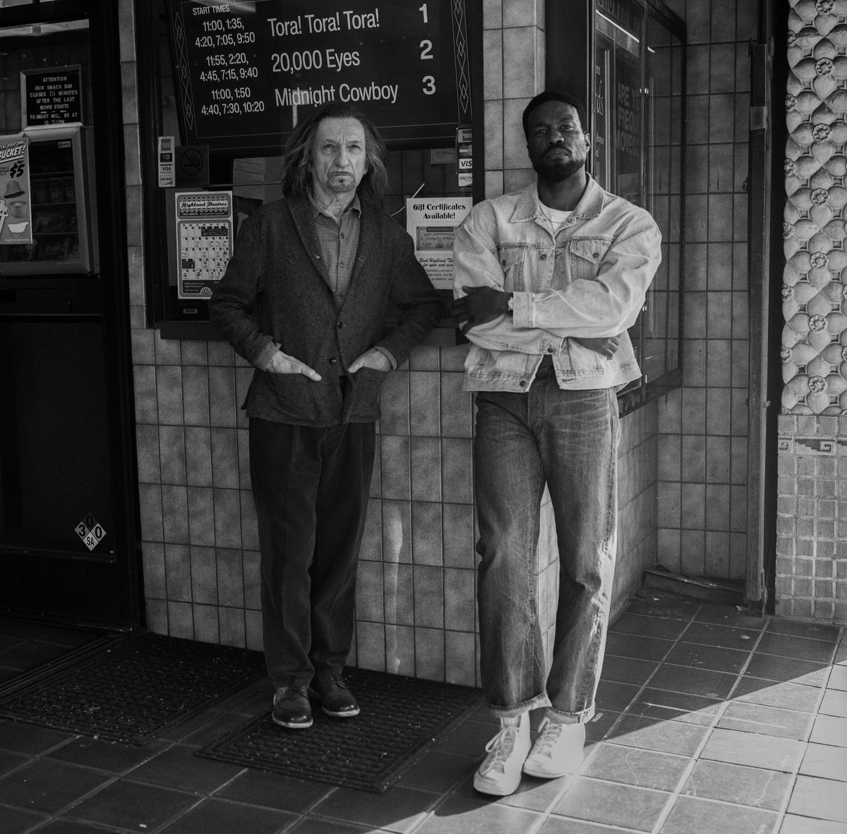 MarvelStudios's tweet image. Behind-the-scenes 📸 📸 📸 of Marvel Television’s #WonderMan.

📸: @kennyjamez