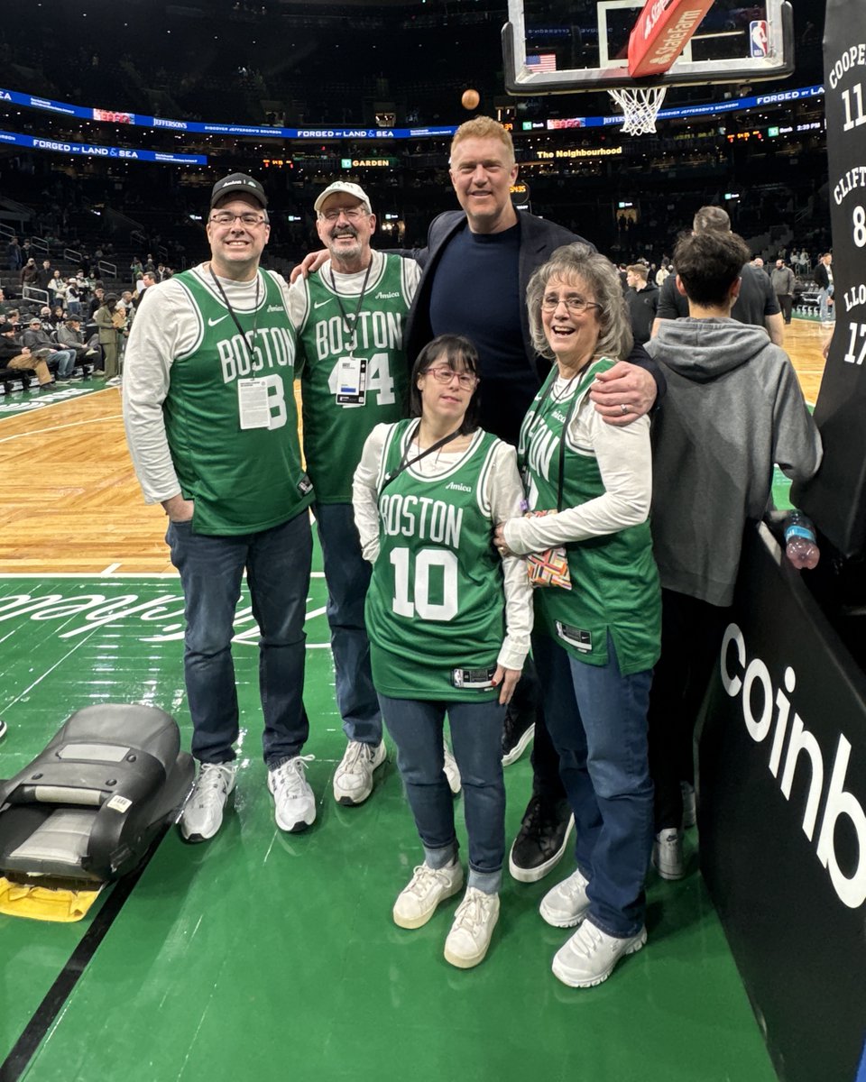 Amica's tweet image. We hosted Michael – a 30-year @SORhodeIsland athlete and a massive New England sports fan – at last night's Boston @Celtics game! Our VIP experience provided him and his family with custom jerseys, meeting @Scalabrine, courtside seats and more! #BeyondThePatch #SpecialOlympicsRI