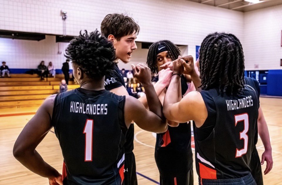 FrederickGunnBoysBasketball tweet media