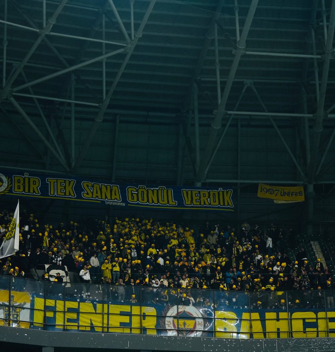 BİR TEK SANA GÖNÜL VERDİK