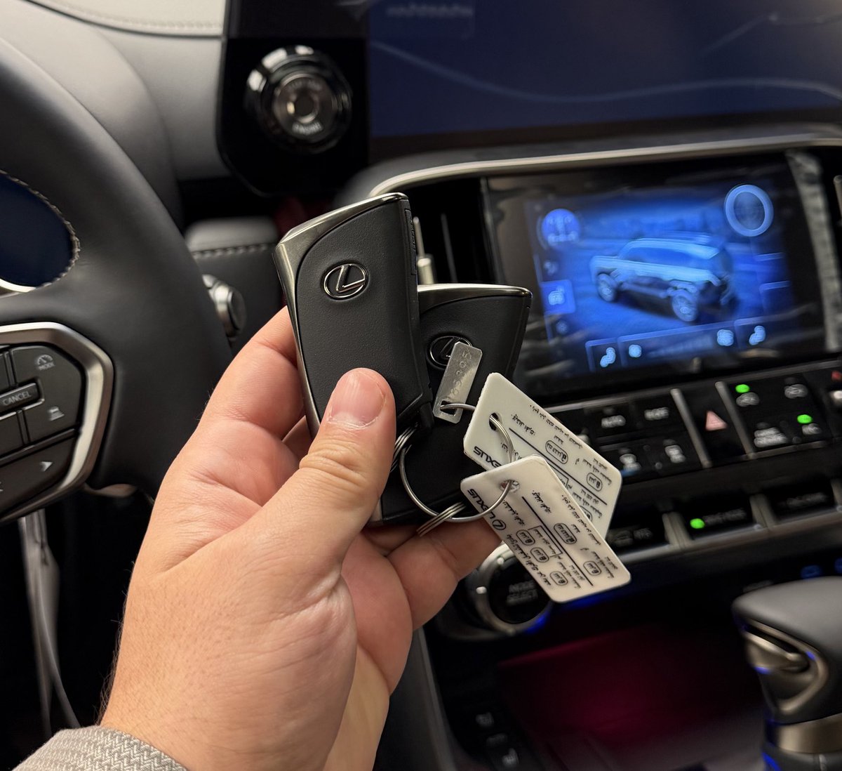 وش شعورك لو صار المفتاح من نصيبك 😍