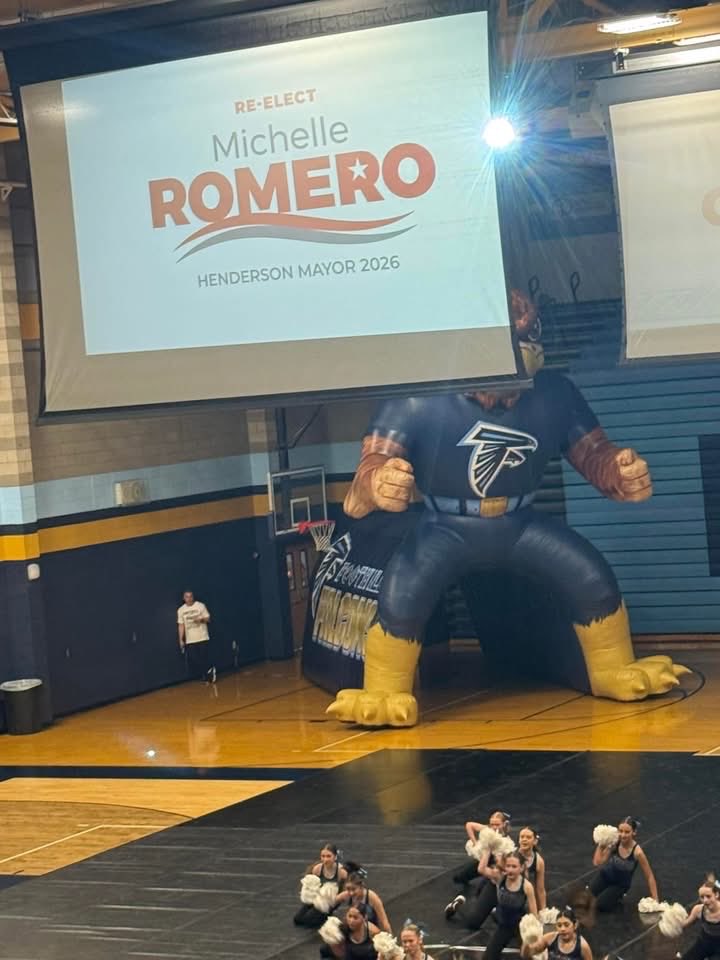 MRomeroNV's tweet image. Congratulations to Foothill High School Varsity Dance Team who are now on their way to the National Championships in Orlando! They gave an awesome preview of their performances last night at their send off! Good luck girls!!
#dancechallenge #foothillhighschool #hendersonnv