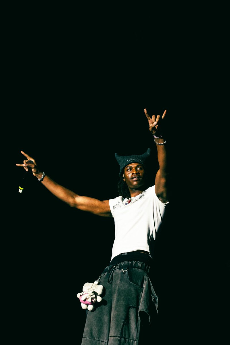 Okie, o super negro tweet media