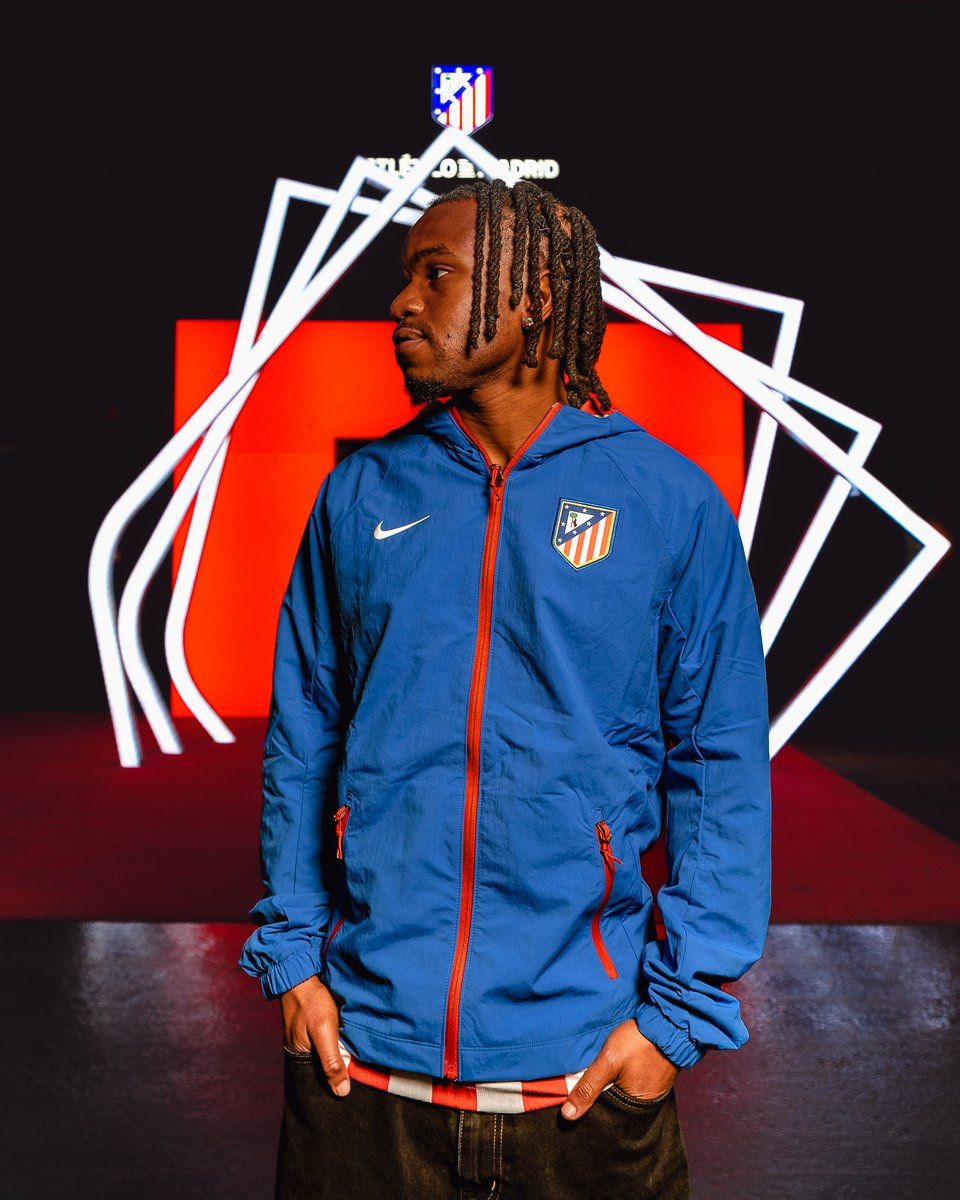 Atleti's tweet photo. ¡Bienvenido al Atlético de Madrid, Ademola Lookman! 🤩 https://t.co/nquug4eU3w