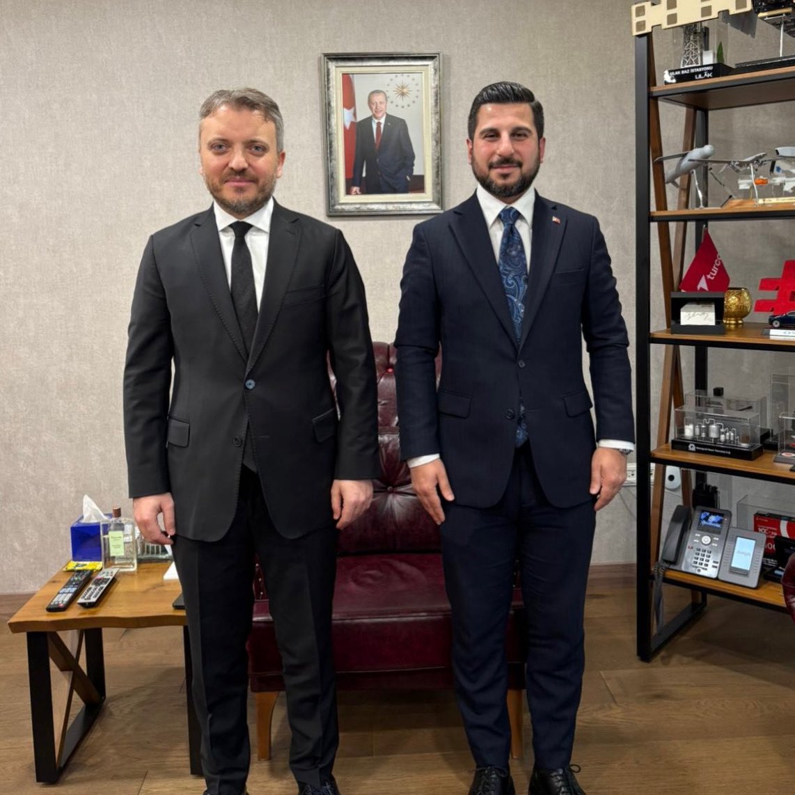 abdulhamidbalta's tweet photo. Sanayi ve Teknoloji Bakan Yardımcımız Sayın Zekeriya Çoştu’yu ziyaret ederek gençlik, teknoloji ve üretim odaklı çalışmalar üzerine verimli bir sohbet gerçekleştirme imkanı bulduk.
Nazik ev sahipliği ve kıymetli paylaşımları için kendilerine teşekkür ederim. https://t.co/jOJiXVgXXC