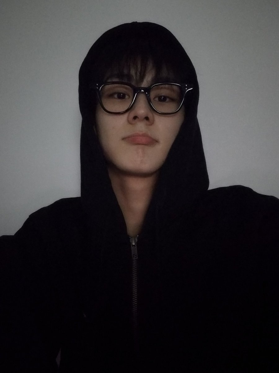 hsngpilled's tweet image. #thinking #about #jungwon