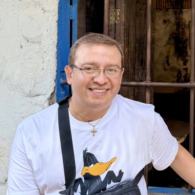 hansariasm's tweet photo. #NuevaFotoDePerfil https://t.co/aZPYUOw1TC