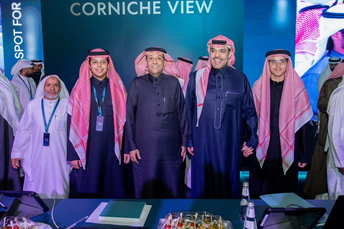 Corniche View . كورنيش فيو tweet media
