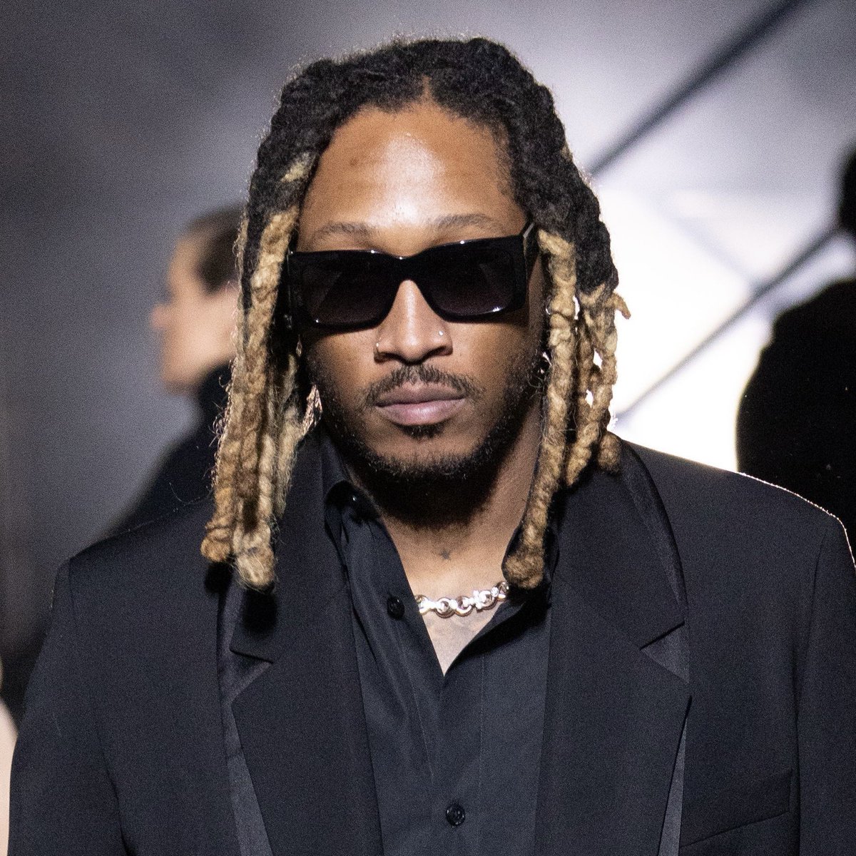 HoopsCrave's tweet image. Future checking Beyoncé’s relationship status.