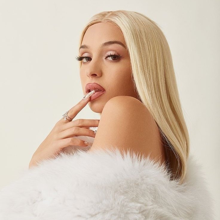 zaraondaily's tweet image. 🚨 | Bad Gyal started following Zara Larsson on Instagram, now both artists follow each other