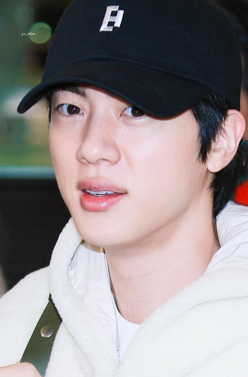 yo_photo_'s tweet photo. 2026.2.2 ICN 

#BTSJIN #방탄소년단진 
#김석진 #석진 #진 #JIN #ジン
@BTS_twt https://t.co/hponKlbpX0