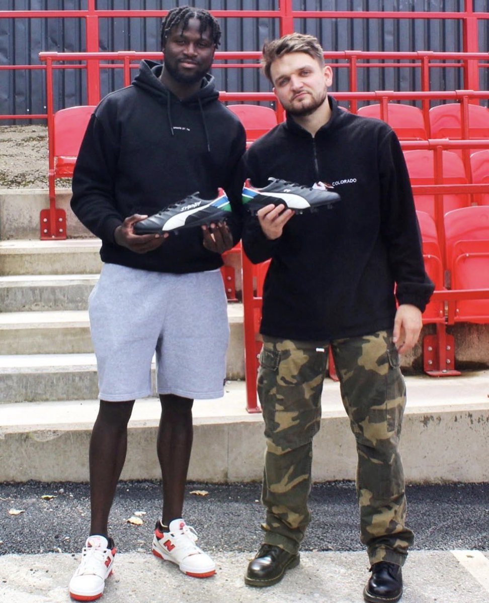 ZebraCustoms tweet media