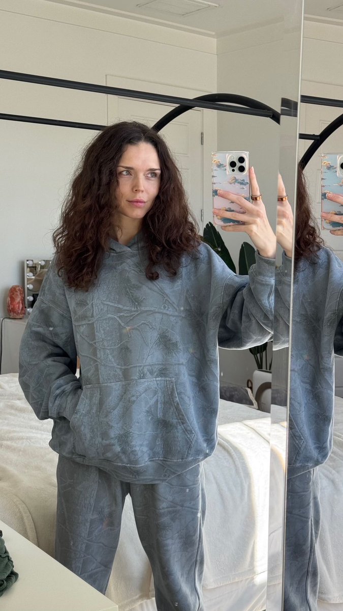 HeatheredEffect tweet media