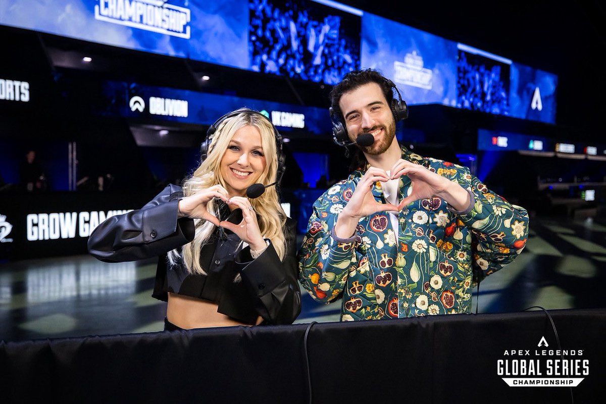 spidertiff's tweet photo. my brain can’t comprehend that it had been over a year since I had commentated in front of a live audience for Apex. 

so happy to be back &amp; ready to smash 2026 ❤️✨ https://t.co/AwDcZfG21a
