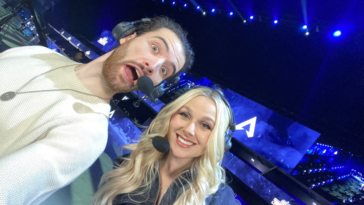 spidertiff's tweet photo. my brain can’t comprehend that it had been over a year since I had commentated in front of a live audience for Apex. 

so happy to be back &amp; ready to smash 2026 ❤️✨ https://t.co/AwDcZfG21a