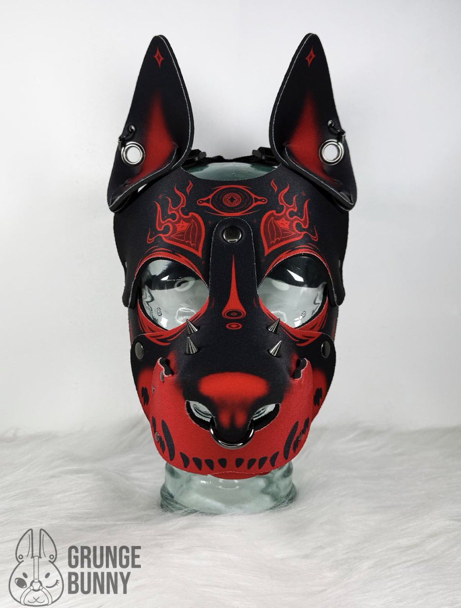 So happy to say I finally snagged a grunge bunny pup hood and it’s so perfect for me