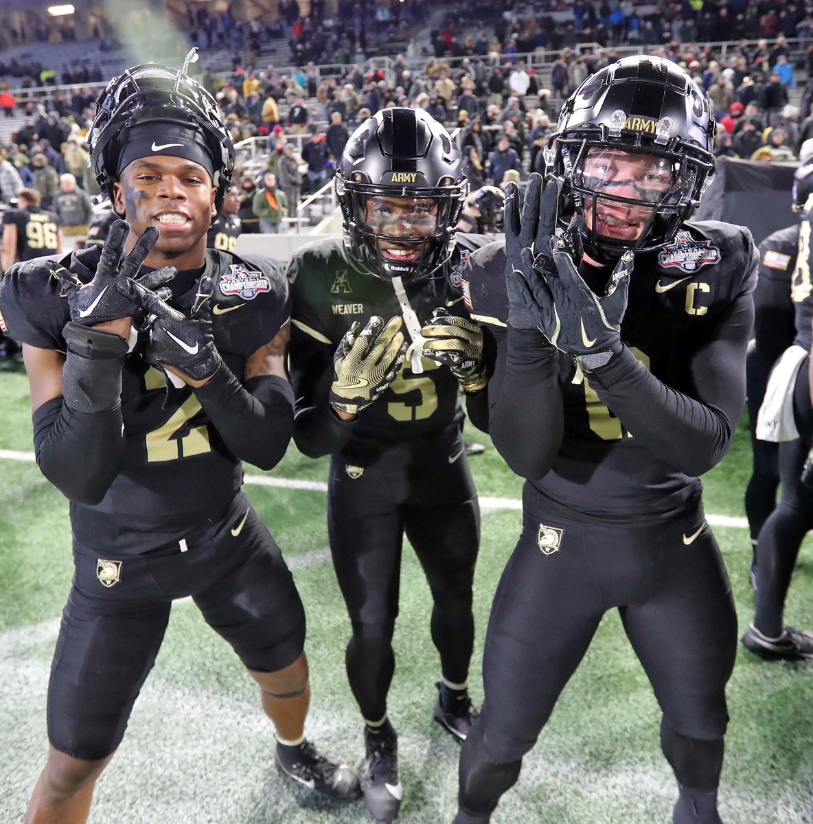 Aaron Madeh tweet media