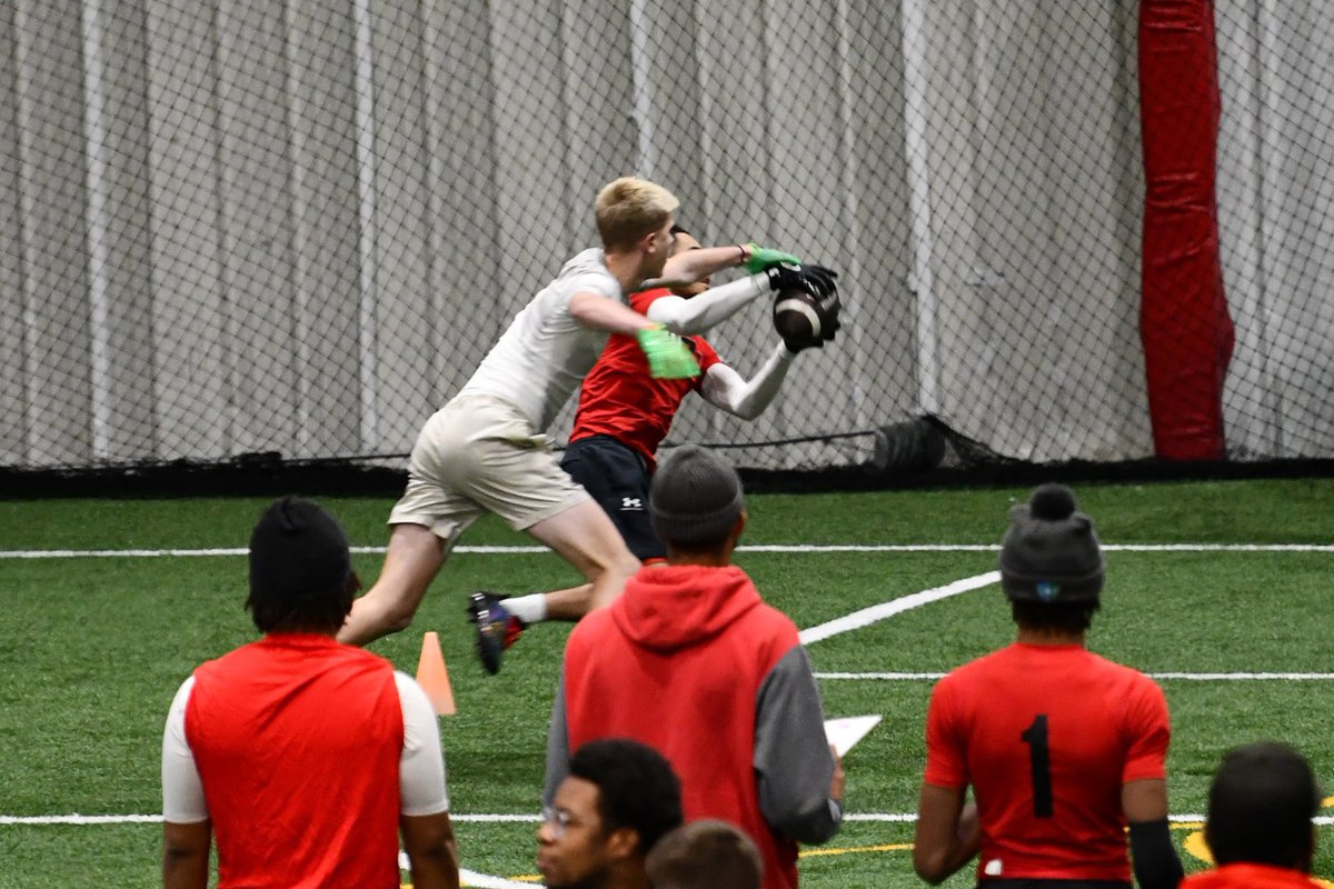 therealOBFB's tweet photo. Was very happy to come out to Rochester the other day for the first scrimmage of @Syracuseelite7 this year, was glad to meet new people and make new friends, Hope this season goes well. Let’s go Elite 🩷🧡💙 https://t.co/6K7Q0lawRE