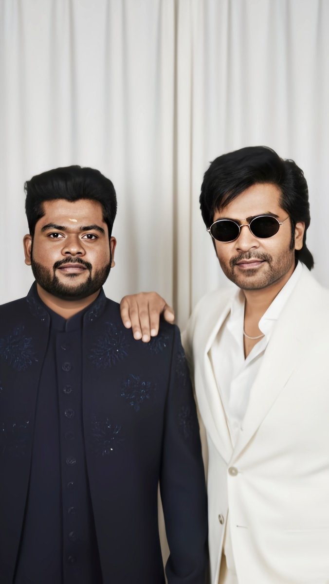 iamsathishsimbu's tweet photo. It is a great pleasure to wish a Happy birthday to a great personality like you.May your days and nights be blessed I feel much blessed to say you “HAPPY BIRTHDAY @SilambarasanTR_ Anna❤️ We promise We will always be there for you through all the ups and downs.
#HBDSilambarasanTR https://t.co/htKlosK3Pd