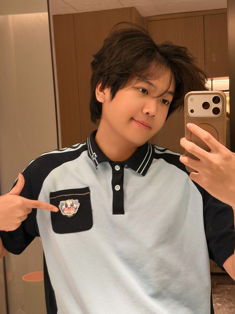 鹿扬 tweet media