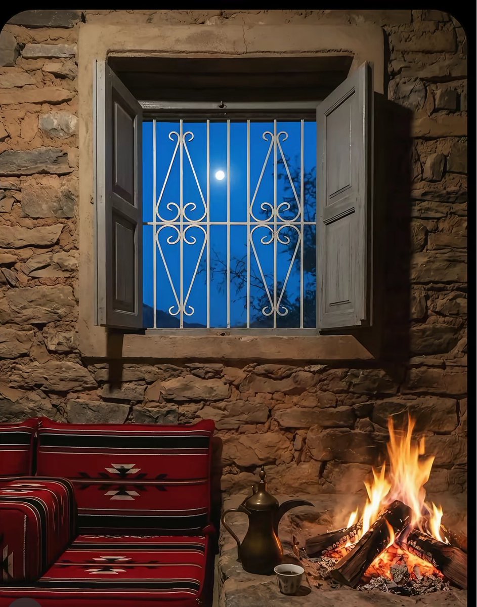 البعض يتفنن بانتقاد الاخرين ولو تلتفت له ما تدري منين تبدا