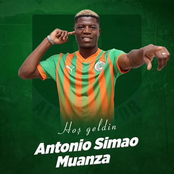 Fabian Ruiz
Pape Gueye filan değil.

Bu saatten sonra alınacak en mantıklı isim Maestro'dur