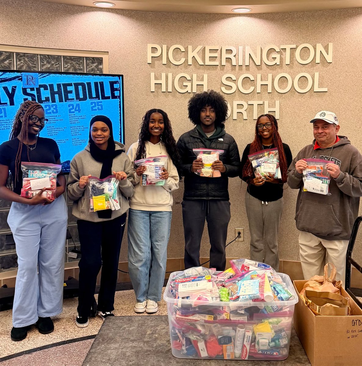 A HUGE THANK YOU to Pickerington North High School Red Cross &amp; Key Club Students for making and donating care packages for #homeless and marginally housed men, women, and children we serve!

A fantastic, heartwarming gesture by a great group of students!
#fyp #centralOhio #help
